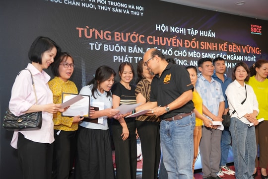 Hà Nội thí điểm hỗ trợ chuyển đổi từ kinh doanh giết mổ chó, mèo sang ngành nghề khác