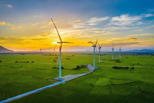 Chiến sự Trung Đông và cú huých bất ngờ cho năng lượng xanh