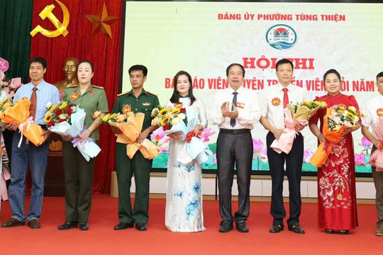 Phường Tùng Thiện: Sôi nổi Hội thi Báo cáo viên, tuyên truyền viên giỏi năm 2026