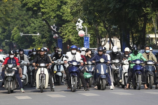 Hà Nội chưa cấm toàn bộ xe máy xăng từ ngày 1-7 tại Vành đai 1