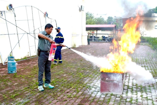 Nâng cao kỹ năng phòng cháy, chữa cháy cho thành viên đội dân phòng