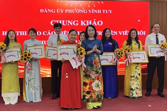 Lan tỏa tinh thần đổi mới công tác tuyên truyền từ Hội thi Báo cáo viên giỏi phường Vĩnh Tuy