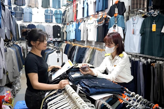 Hoãn xuất cảnh với người bỏ địa chỉ kinh doanh nợ thuế mức 1 triệu đồng: Cần tính toán kỹ tác động xã hội