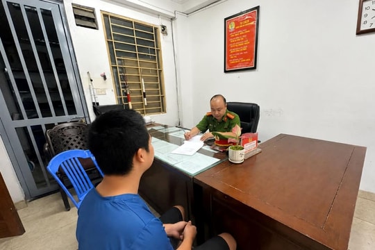 Phường Văn Miếu - Quốc Tử Giám: Xử nghiêm hành vi quảng cáo, rao vặt trên bốt điện