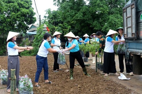 Phụ nữ xã Mỹ Đức khẳng định vai trò nòng cốt trong tạo dựng quê hương văn minh