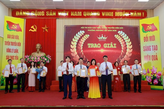 Chung khảo Hội thi báo cáo viên, tuyên truyền viên giỏi phường Phương Liệt năm 2026