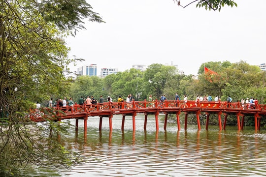 Bắc Bộ dịu mát và có mưa rào rải rác