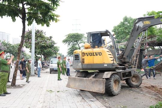 Kiên quyết xử lý lều lán trái phép trên đất nông nghiệp ở Yên Nghĩa