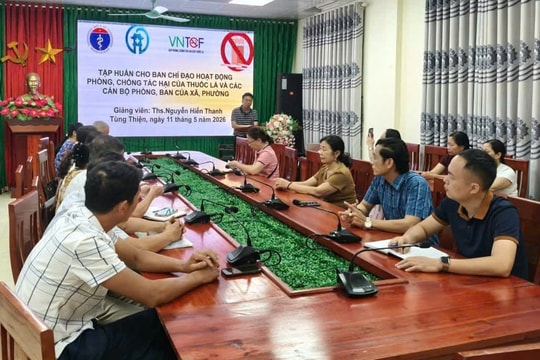 Phường Tùng Thiện chung tay xây dựng môi trường sống và làm việc không khói thuốc