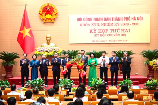 Đồng chí Bùi Duy Cường được bầu giữ chức Phó Chủ tịch UBND TP Hà Nội
