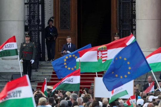 Hungary chạy nước rút để nhận gói hỗ trợ trị giá hơn 10 tỷ euro của EU