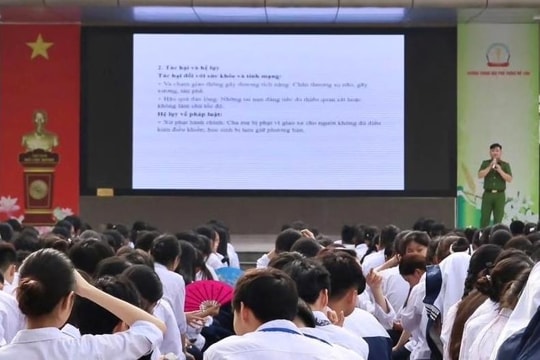 Công an xã Quang Minh đẩy mạnh tuyên truyền, giáo dục pháp luật về an toàn giao thông