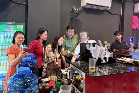 Ngăn chặn nguy cơ biến tướng từ karaoke trá hình