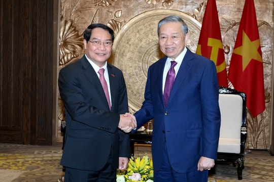 Làm sâu sắc hơn nữa quan hệ hợp tác giữa hai Thủ đô Hà Nội - Viêng Chăn