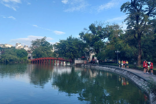 Hà Nội bắt đầu đợt nắng nóng