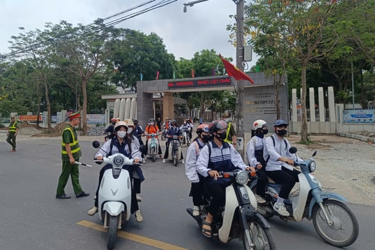 Công an xã Tiến Thắng: Phát huy hiệu quả mô hình “Cổng trường an toàn giao thông”