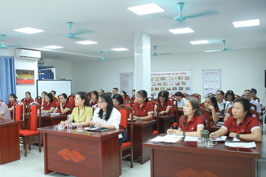 Phường Phú Thượng quán triệt Nghị quyết 02 của Bộ Chính trị tại các cơ sở giáo dục