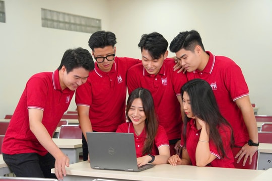 Trường công lập đầu tiên tại Việt Nam đạt chứng nhận QS Stars 5