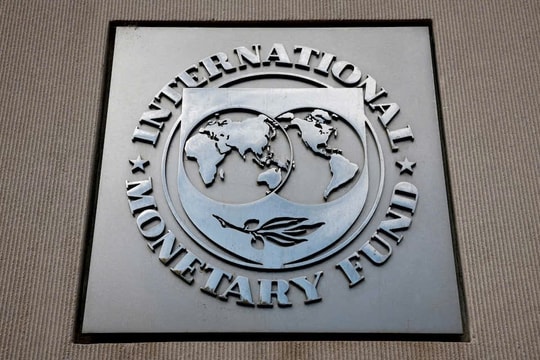 IMF: Đối thoại Mỹ - Trung tích cực, nhưng giá dầu vẫn phủ bóng kinh tế toàn cầu