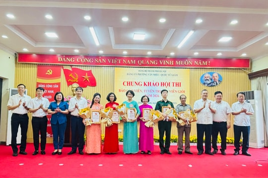 Chung khảo Hội thi báo cáo viên, tuyên truyền viên giỏi phường Văn Miếu - Quốc Tử Giám