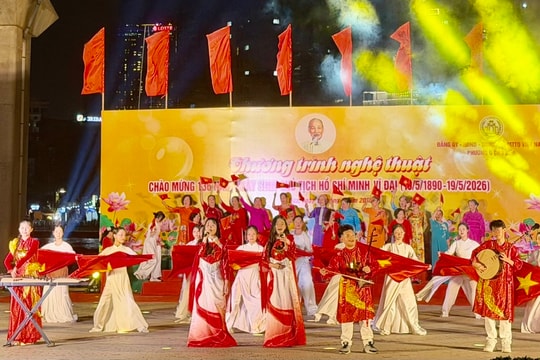 Phường Ô Chợ Dừa tổ chức chương trình nghệ thuật mừng sinh nhật Bác
