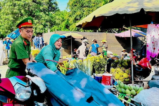 “Không có vùng cấm, không có ngoại lệ” trong xử lý “điểm nghẽn” trật tự đô thị ở Nam Phù
