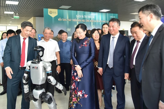 AI và đổi mới sáng tạo mở đường cho tăng trưởng mới