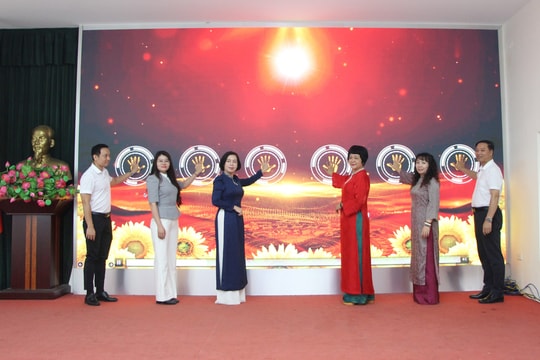 “Số hóa” tuyên truyền với Bản tin điện tử Mặt trận phường Giảng Võ