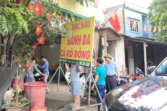 Xã Đoài Phương ra quân xử lý vi phạm trật tự đô thị, vệ sinh môi trường