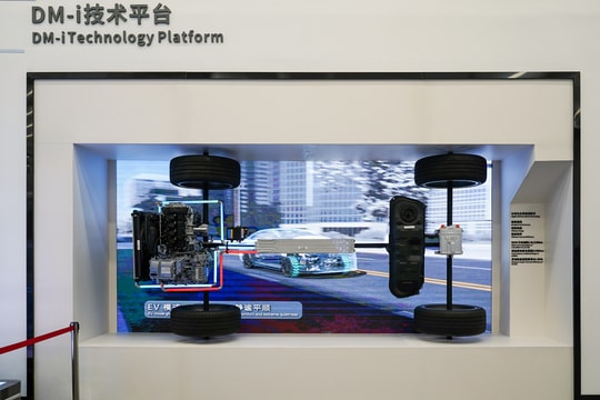 Xe điện hóa Trung Quốc gặp khó trong việc duy trì giá rẻ