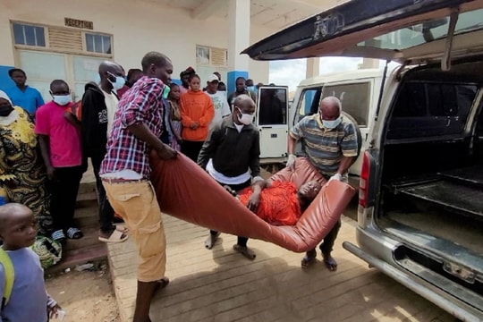 Mỹ sơ tán công dân sau khi dịch Ebola bùng phát ở châu Phi