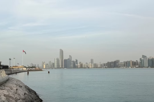 Lo ngại căng thẳng leo thang sau vụ tấn công vào nhà máy điện hạt nhân UAE