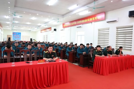 Xã Chương Dương khai mạc huấn luyện lực lượng dân quân cơ động năm 2026