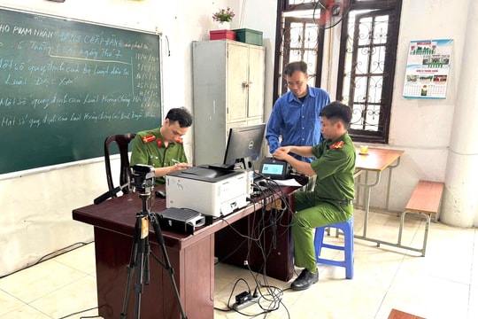Công an xã Tam Hưng: Thu nhận hồ sơ cấp căn cước cho phạm nhân được đề nghị đặc xá
