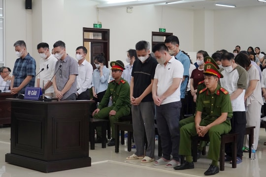 Cựu Cục trưởng Cục An toàn thực phẩm hầu tòa phúc thẩm vụ nhận hối lộ hơn 107 tỷ đồng