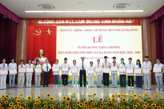 Hạ Bằng: Chú trọng đổi mới phương pháp dạy học, nâng cao chất lượng giáo dục toàn diện