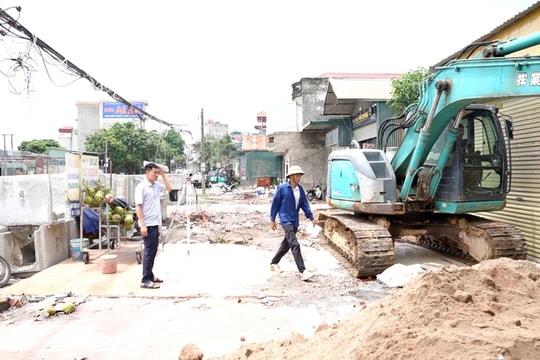 Xã Thanh Oai kiểm tra tiến độ giải phóng mặt bằng dự án cải tạo, nâng cấp, mở rộng Quốc lộ 21B