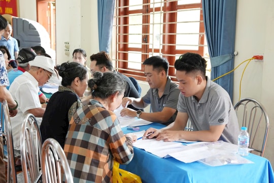 Xã Thượng Phúc: Gần 400 hộ dân thôn Triều Đông nhận kinh phí bồi thường giải phóng mặt bằng