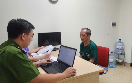 Bắt giữ "thần y rởm" chữa bệnh bằng uống nước ion kiềm