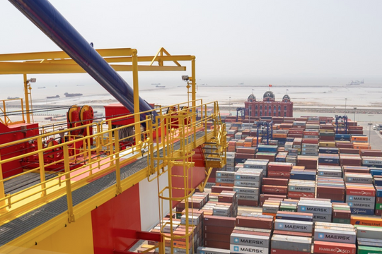 AI gỡ “nút thắt” chi phí logistics