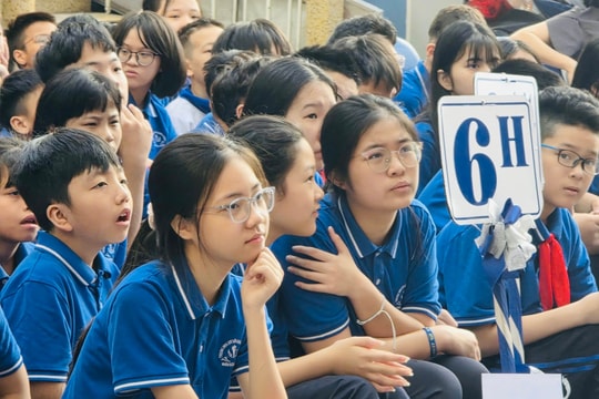 Mỗi học sinh được lập một học bạ số gắn với mã hồ sơ học tập suốt đời