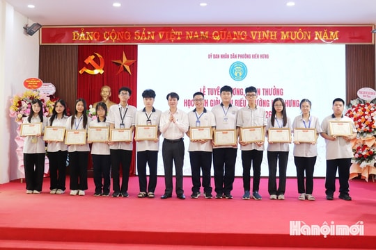 Phường Kiến Hưng tuyên dương 94 học sinh tiêu biểu