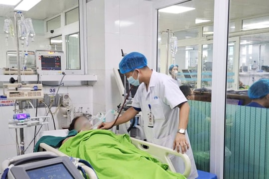 Nguy cơ sốc nhiệt ngày nắng đỉnh điểm: Người dân chủ động bảo vệ sức khỏe