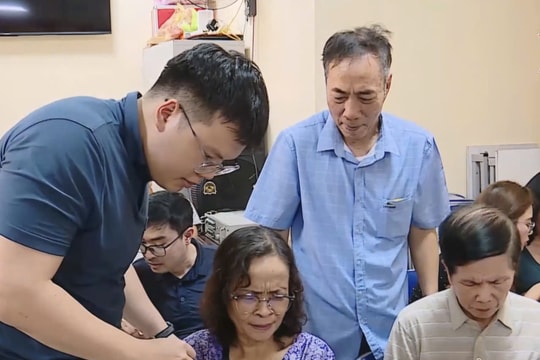Phường Bạch Mai đưa kỹ năng số đến từng ngõ phố, người dân