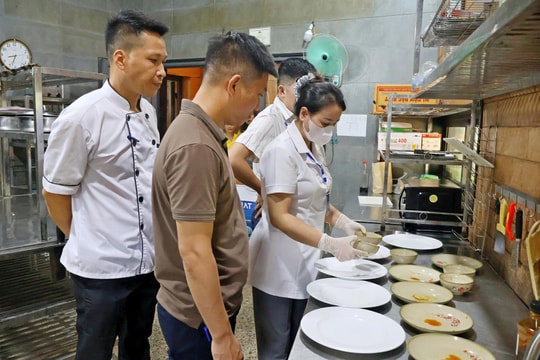 Xã Đoài Phương kiểm tra liên ngành về an toàn lao động và an toàn thực phẩm