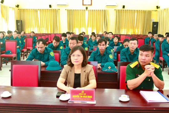 Xã Hòa Lạc khai mạc huấn luyện lực lượng dân quân cơ động năm 2026