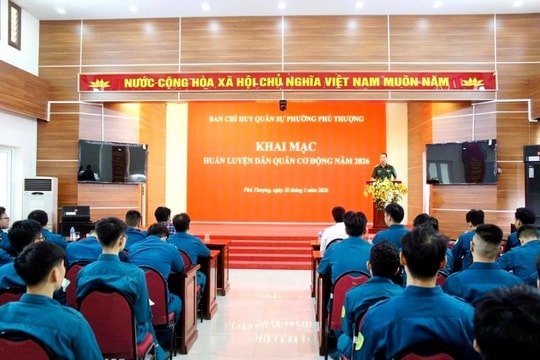 Phường Phú Thượng: Nâng cao chất lượng huấn luyện dân quân cơ động