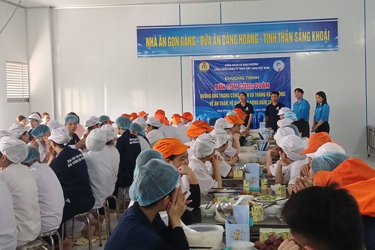 Xã Đan Phượng quan tâm chăm lo thiết thực cho người lao động