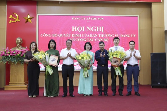 Xã Sóc Sơn công bố và trao quyết định về công tác cán bộ