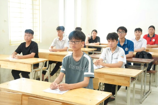Gợi ý đáp án môn toán - kỳ thi lớp 10 tại Hà Nội